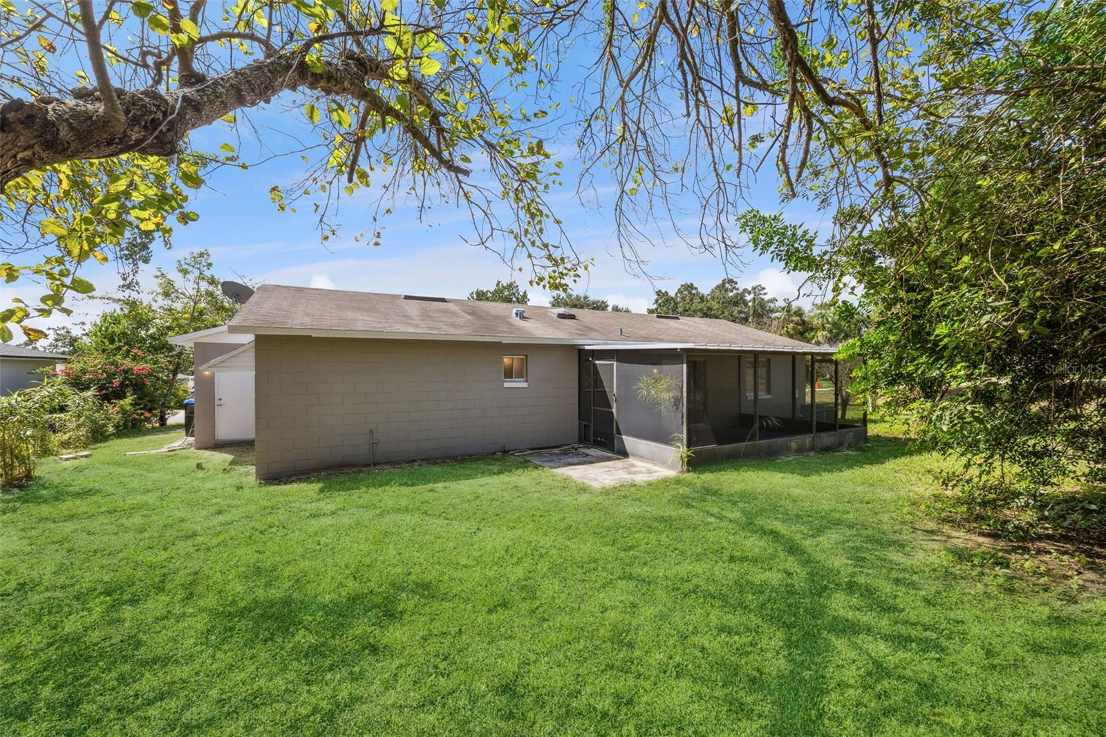 Image 31 of 34 For 7319 Seamans Bluff