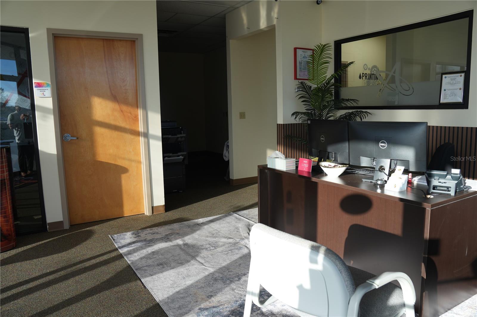 Image 10 of 14 For 4498 Vineland Road