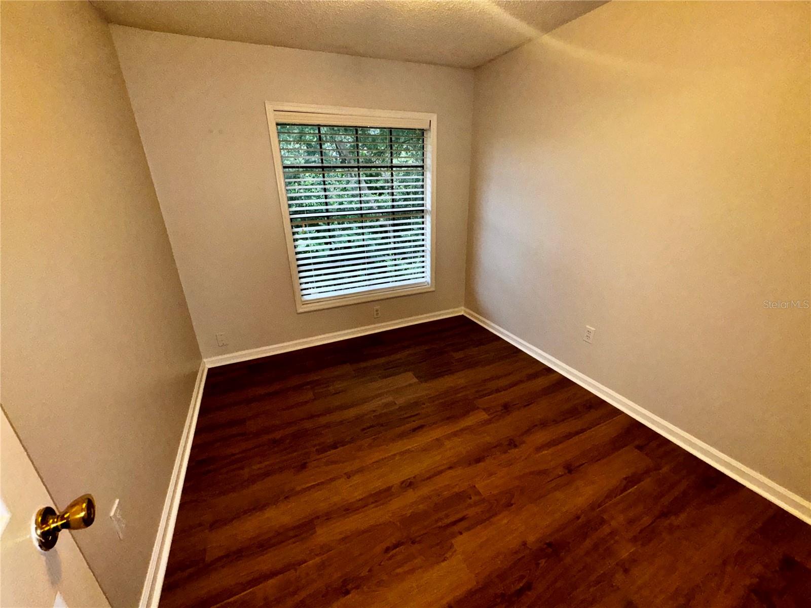 Image 16 of 21 For 7473 Belle River Court 16