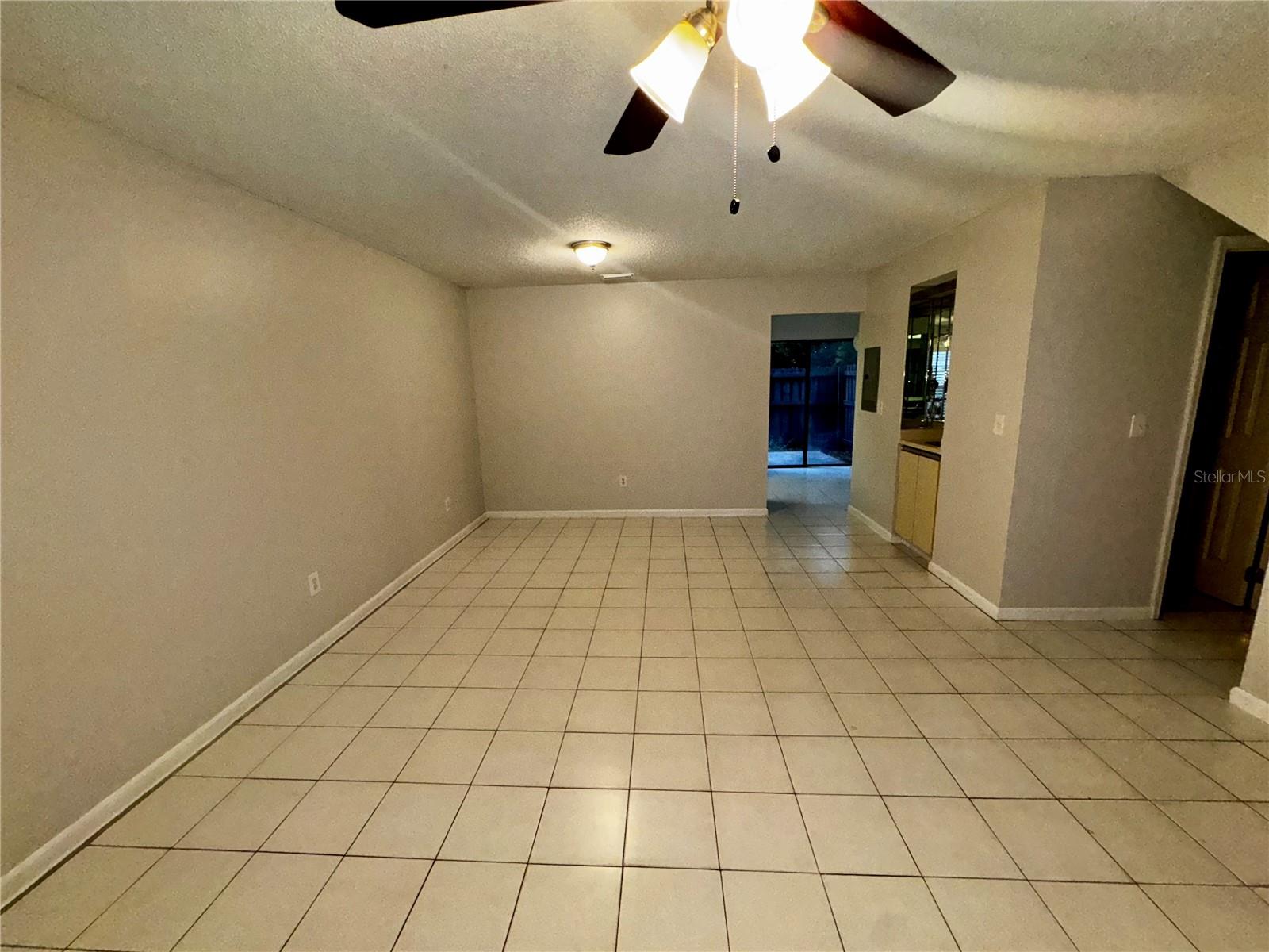 Image 4 of 21 For 7473 Belle River Court 16