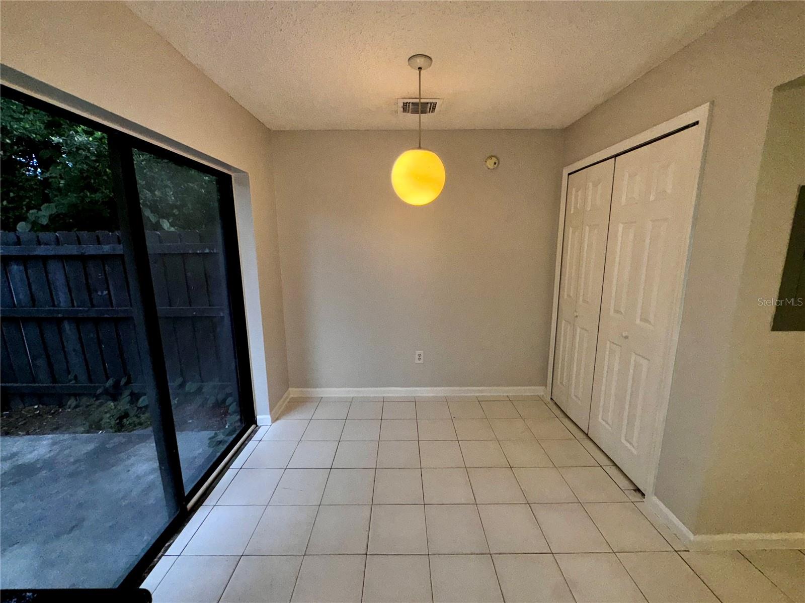 Image 7 of 21 For 7473 Belle River Court 16