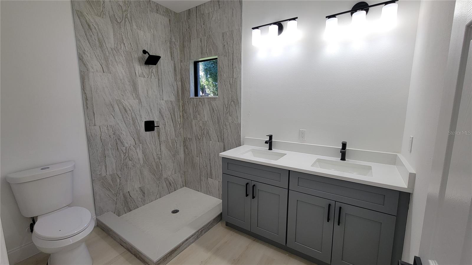 Image 12 of 19 For 3403 Langmaid Avenue