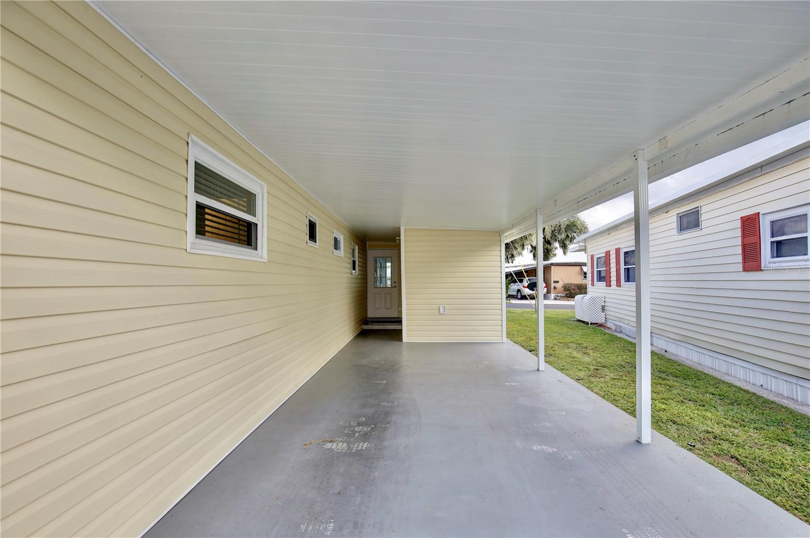 Image 20 of 43 For 662 Sinclair Circle