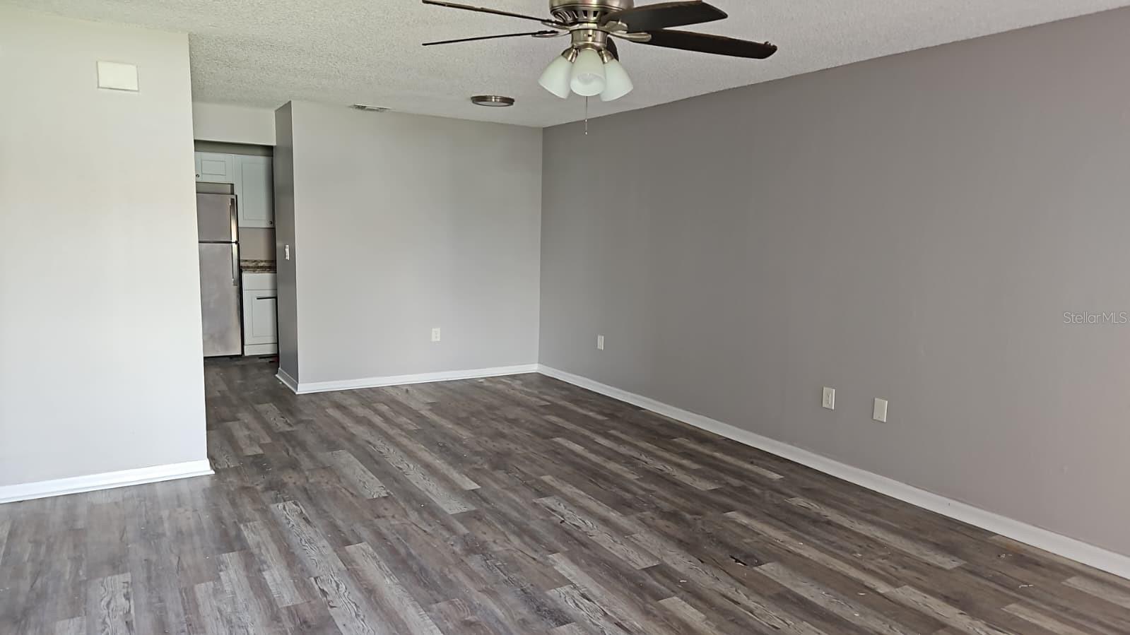 Image 3 of 14 For 4204 Spitfire Avenue