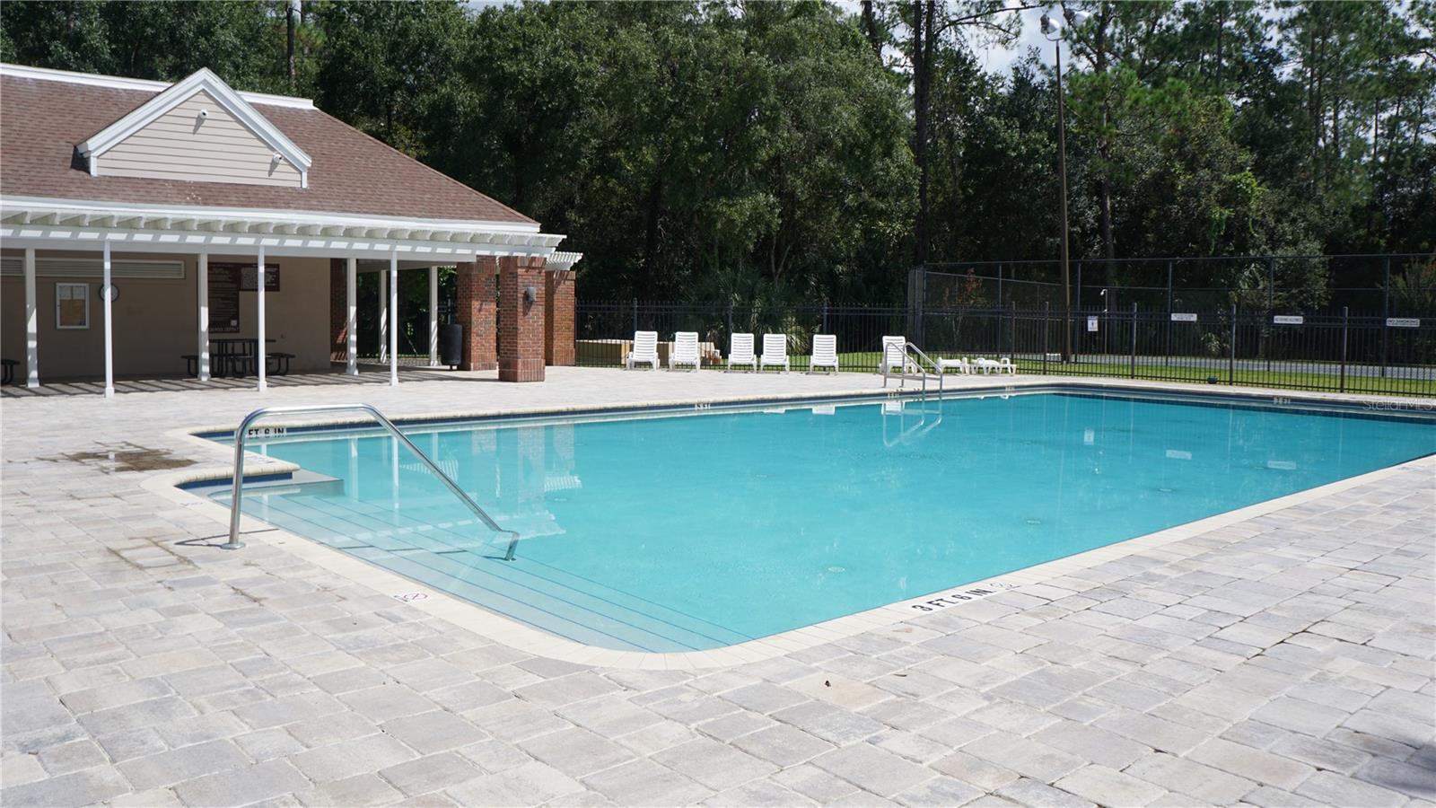 Image 18 of 19 For 4350 King Edward Drive