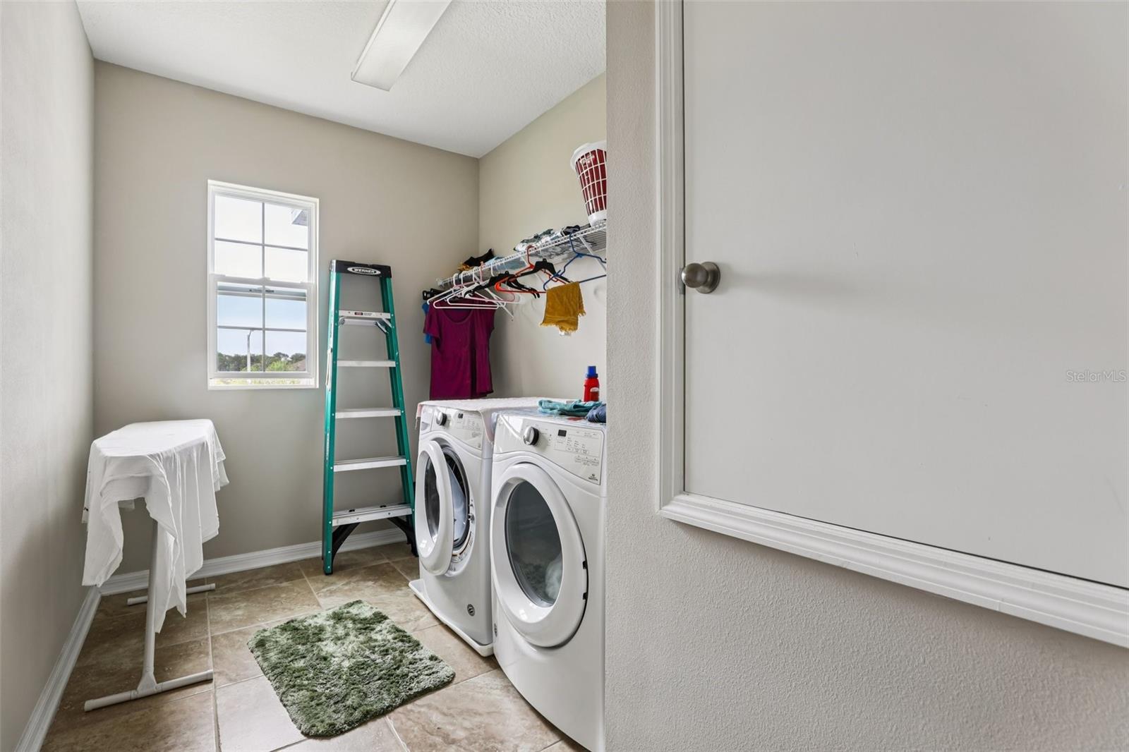 Image 28 of 62 For 2772 Creekmore Court