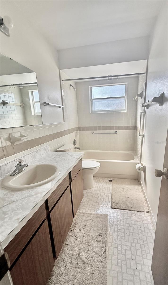 Image 11 of 21 For 1734 Willa Circle