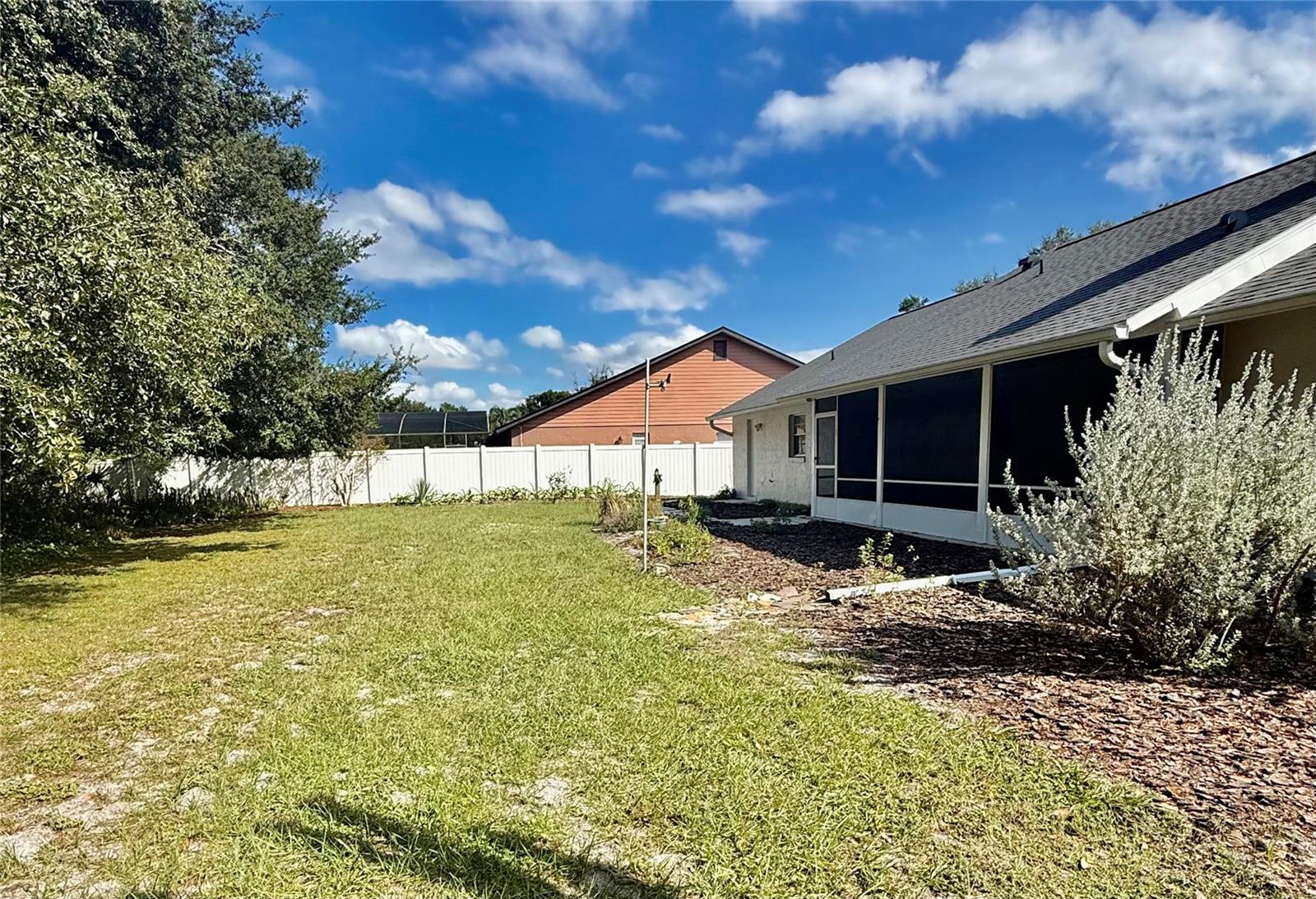 Image 27 of 31 For 1734 Willa Circle