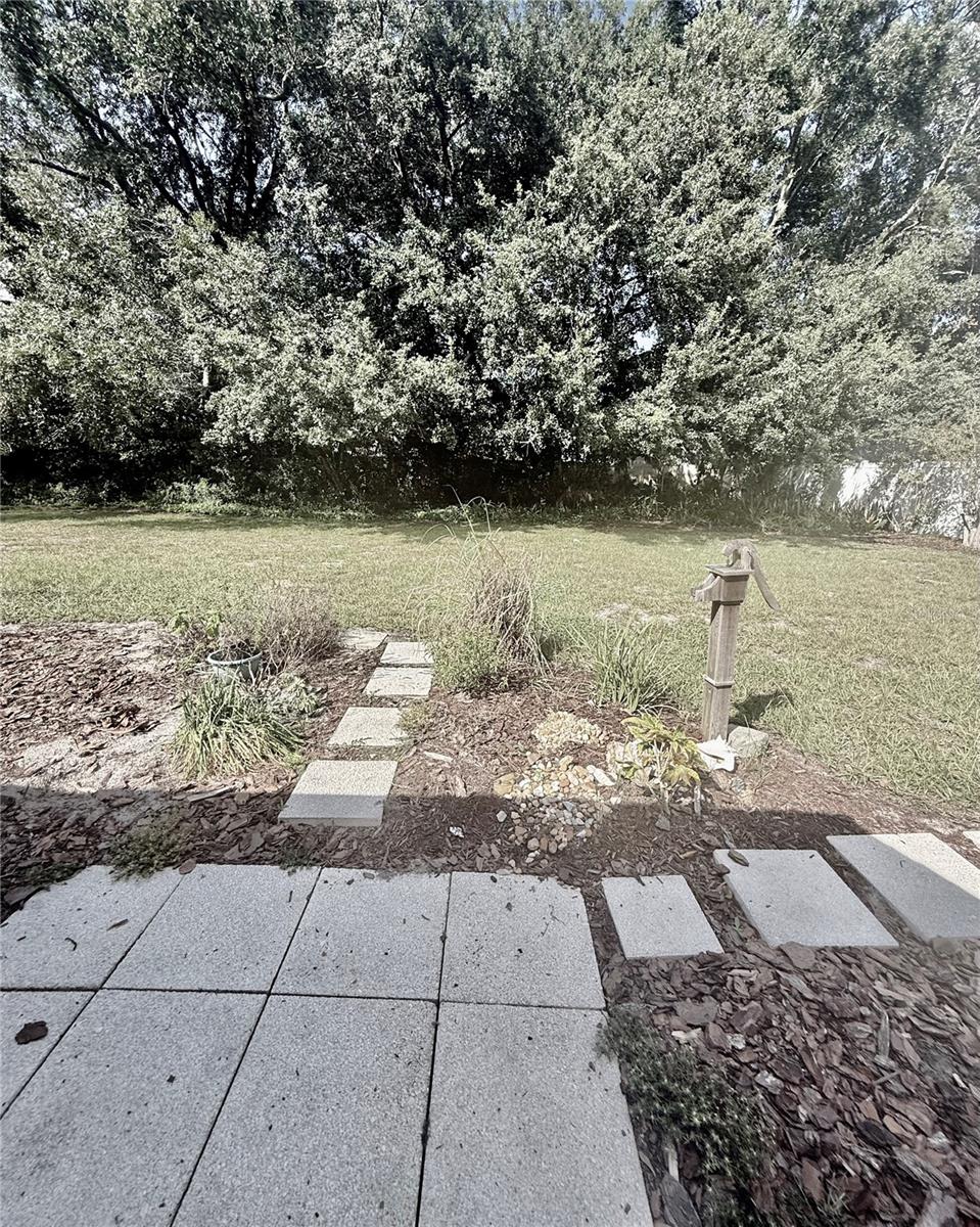 Image 28 of 31 For 1734 Willa Circle