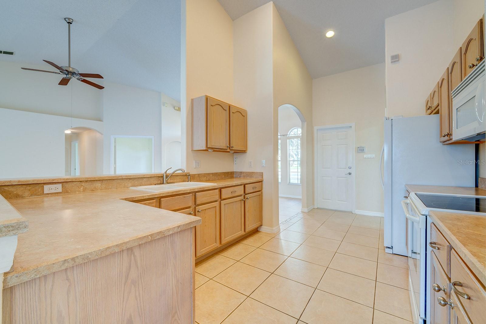 Image 32 of 92 For 3429 Swallow Hill Street