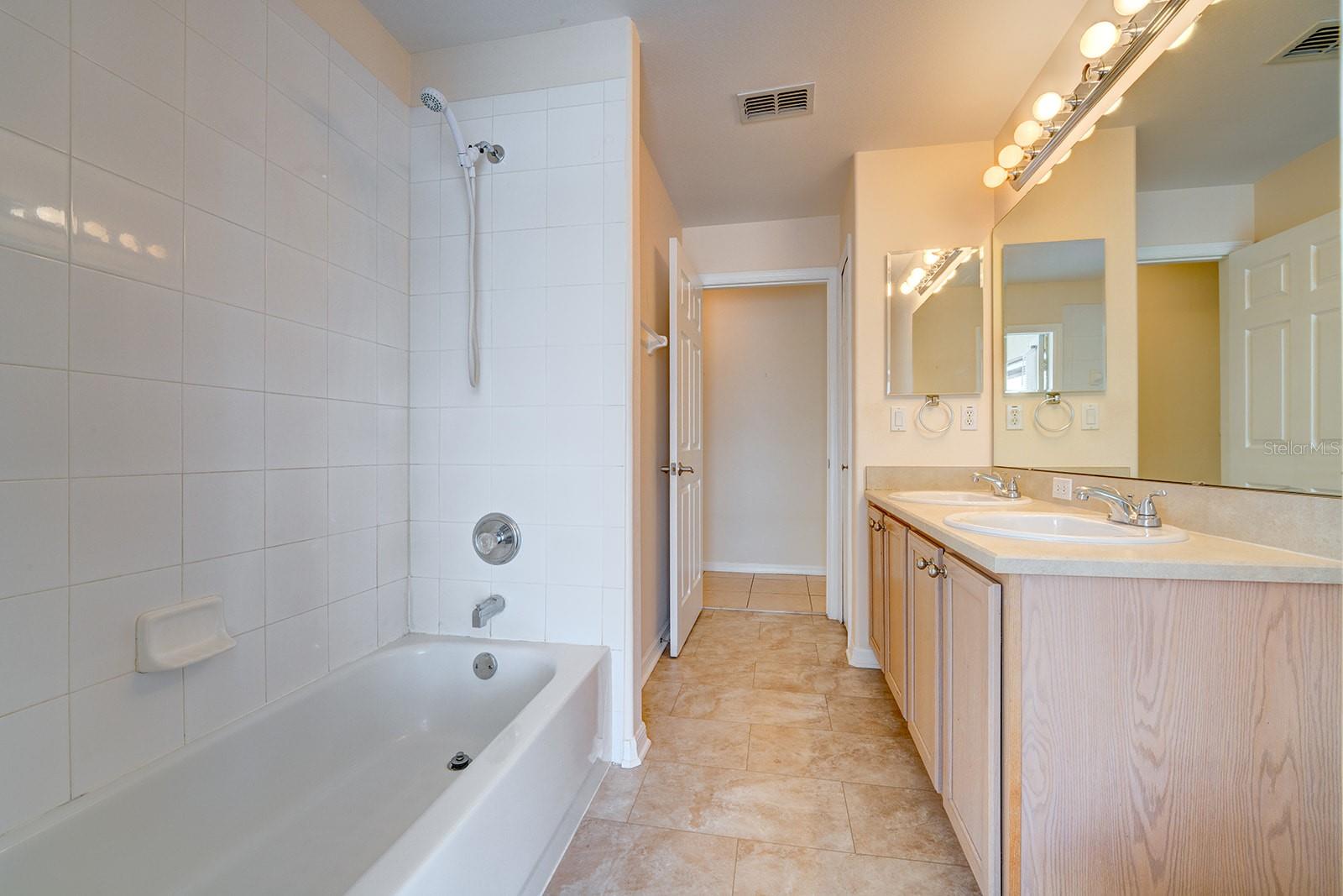 Image 55 of 92 For 3429 Swallow Hill Street