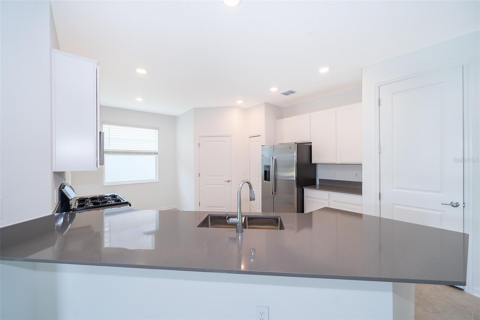 Image 10 of 30 For 26340 Feathergrass Circle