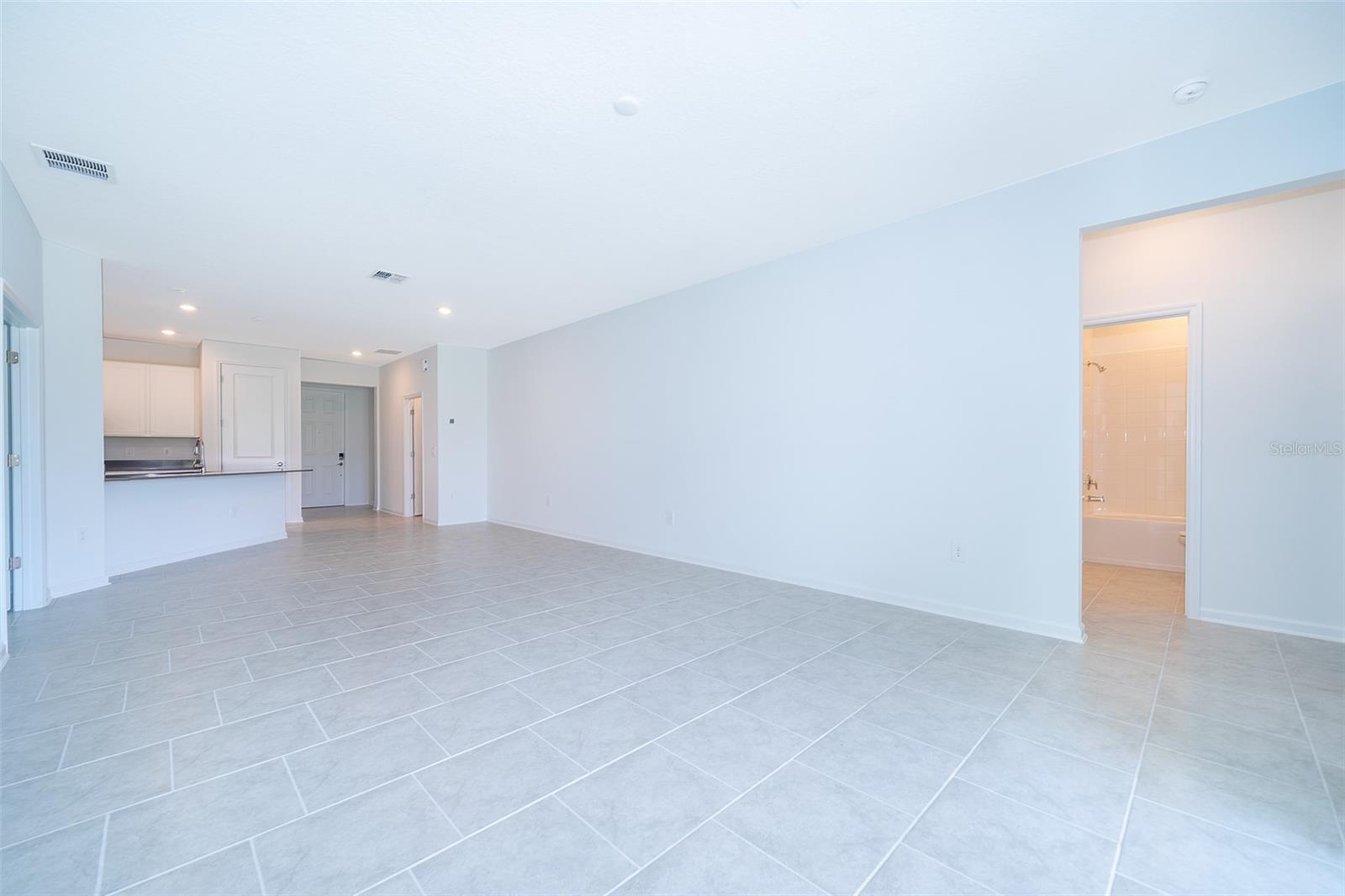 Image 13 of 30 For 26340 Feathergrass Circle