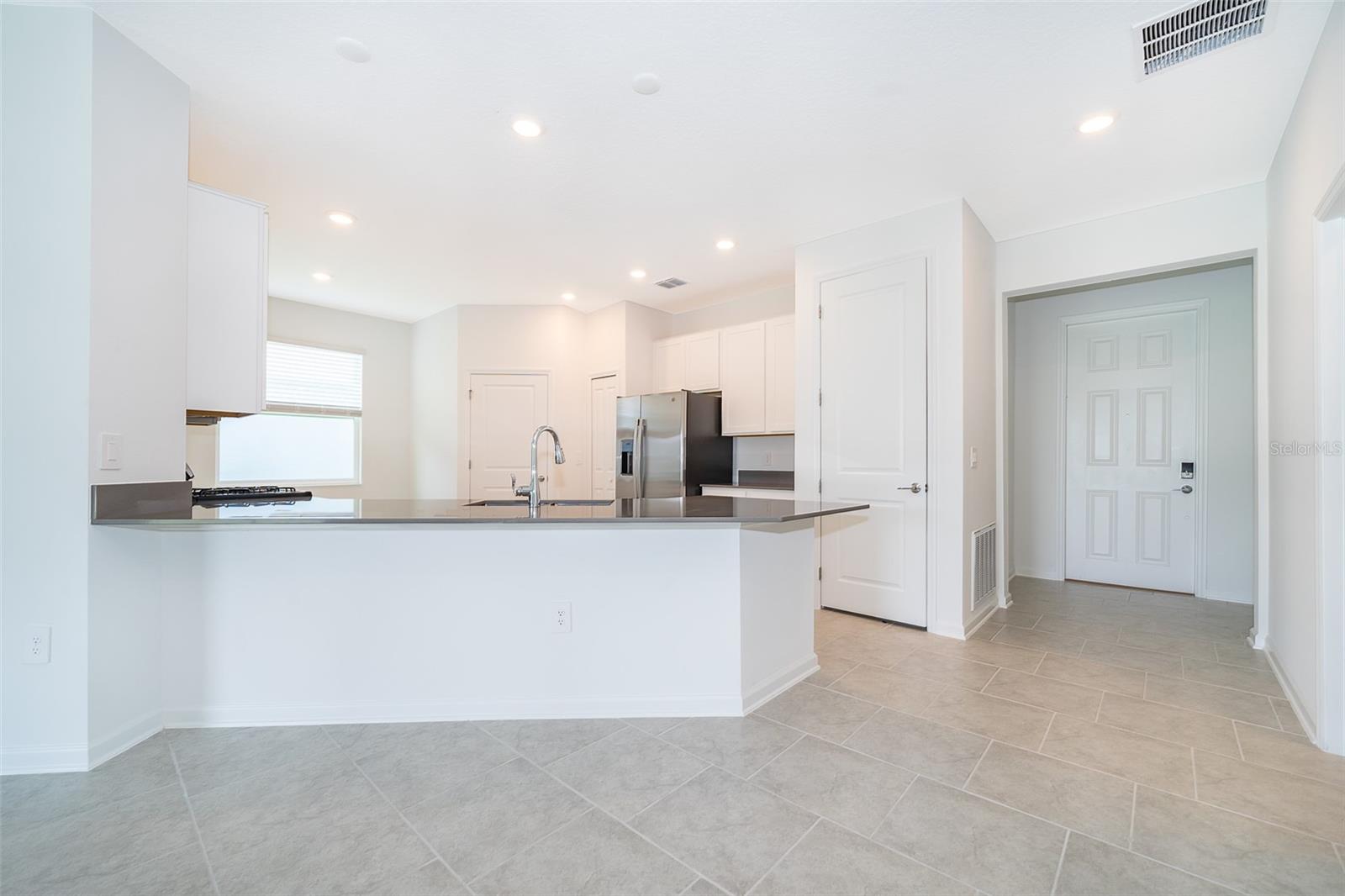 Image 7 of 30 For 26340 Feathergrass Circle