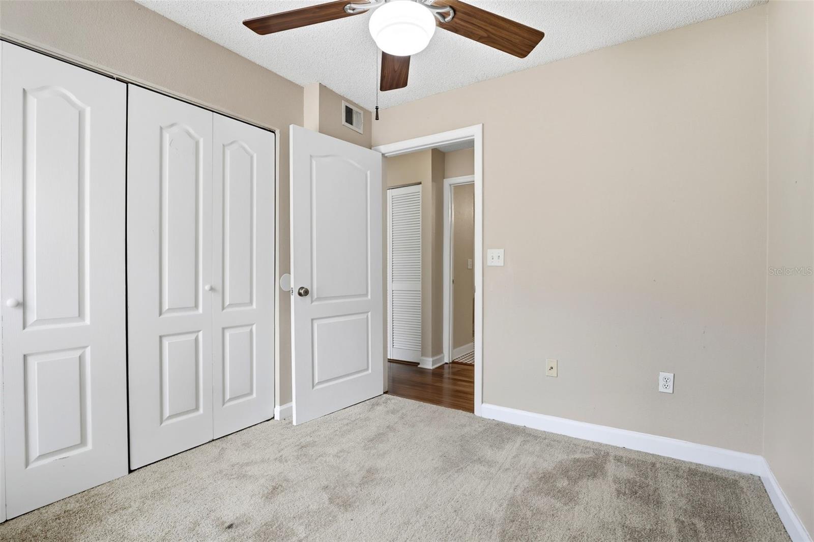 Image 16 of 29 For 2035 Dixie Belle Drive 2035k