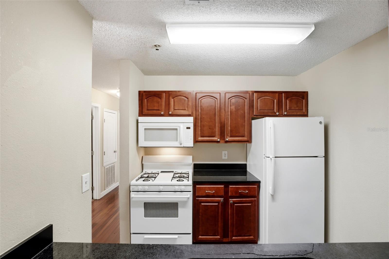 Image 5 of 29 For 2035 Dixie Belle Drive 2035k