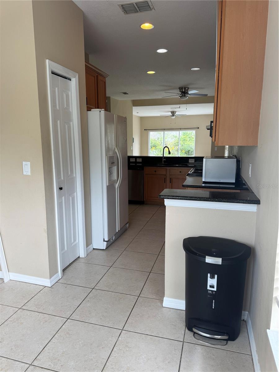 Image 6 of 19 For 8514 Broken Willow Court