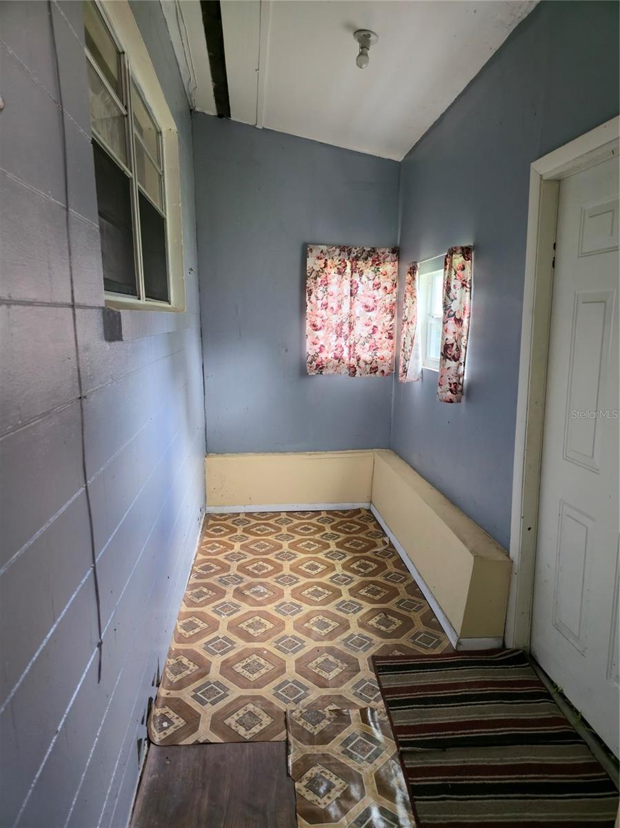Image 46 of 67 For 3502 Arch Street