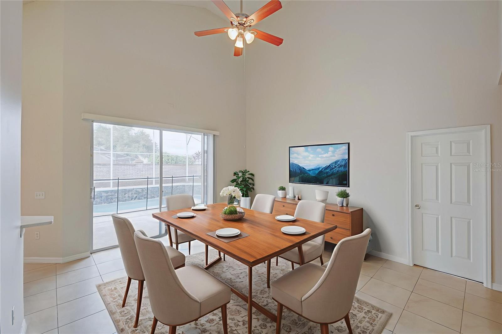 Image 14 of 51 For 7946 Golden Pond Circle