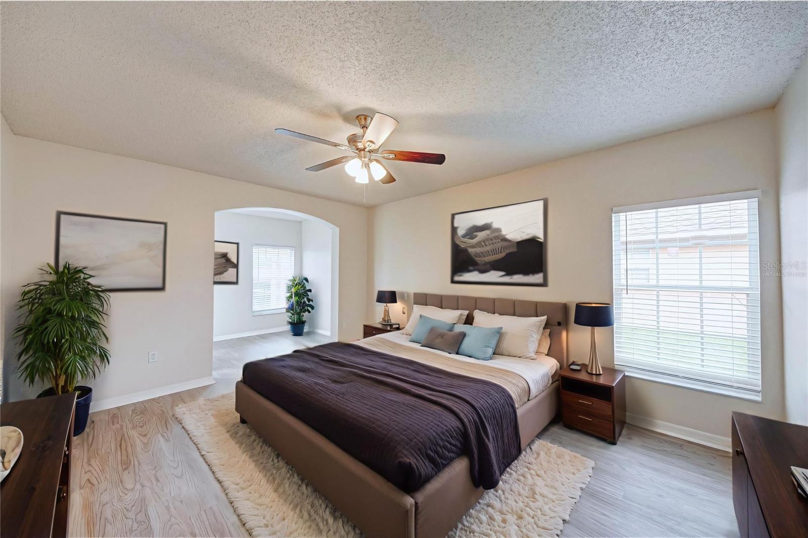 Image 22 of 51 For 7946 Golden Pond Circle