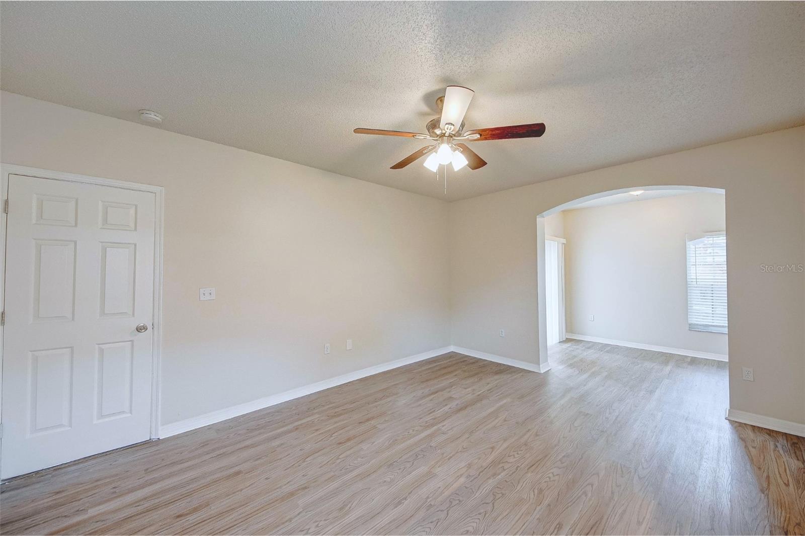 Image 23 of 51 For 7946 Golden Pond Circle