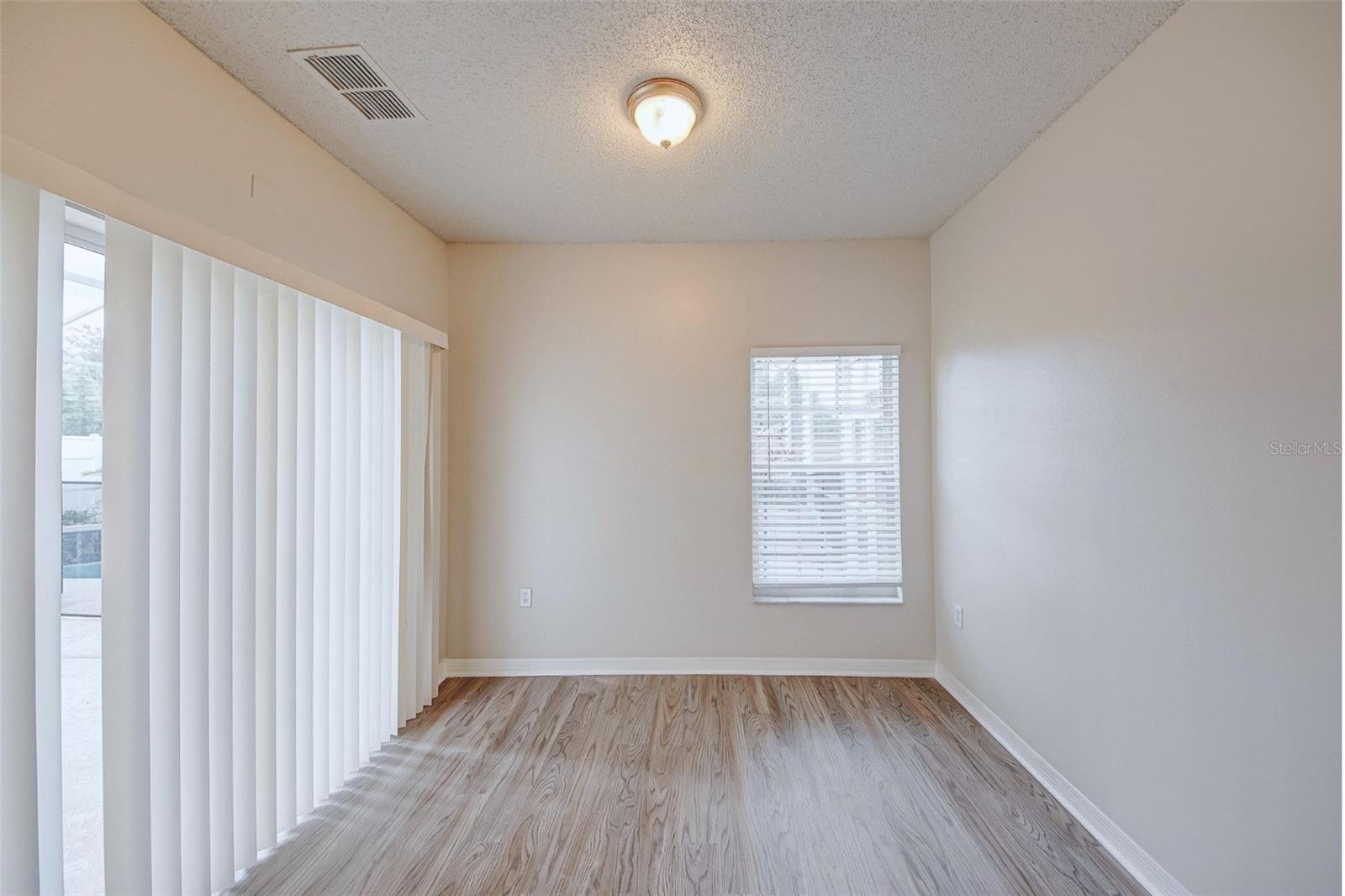 Image 25 of 51 For 7946 Golden Pond Circle