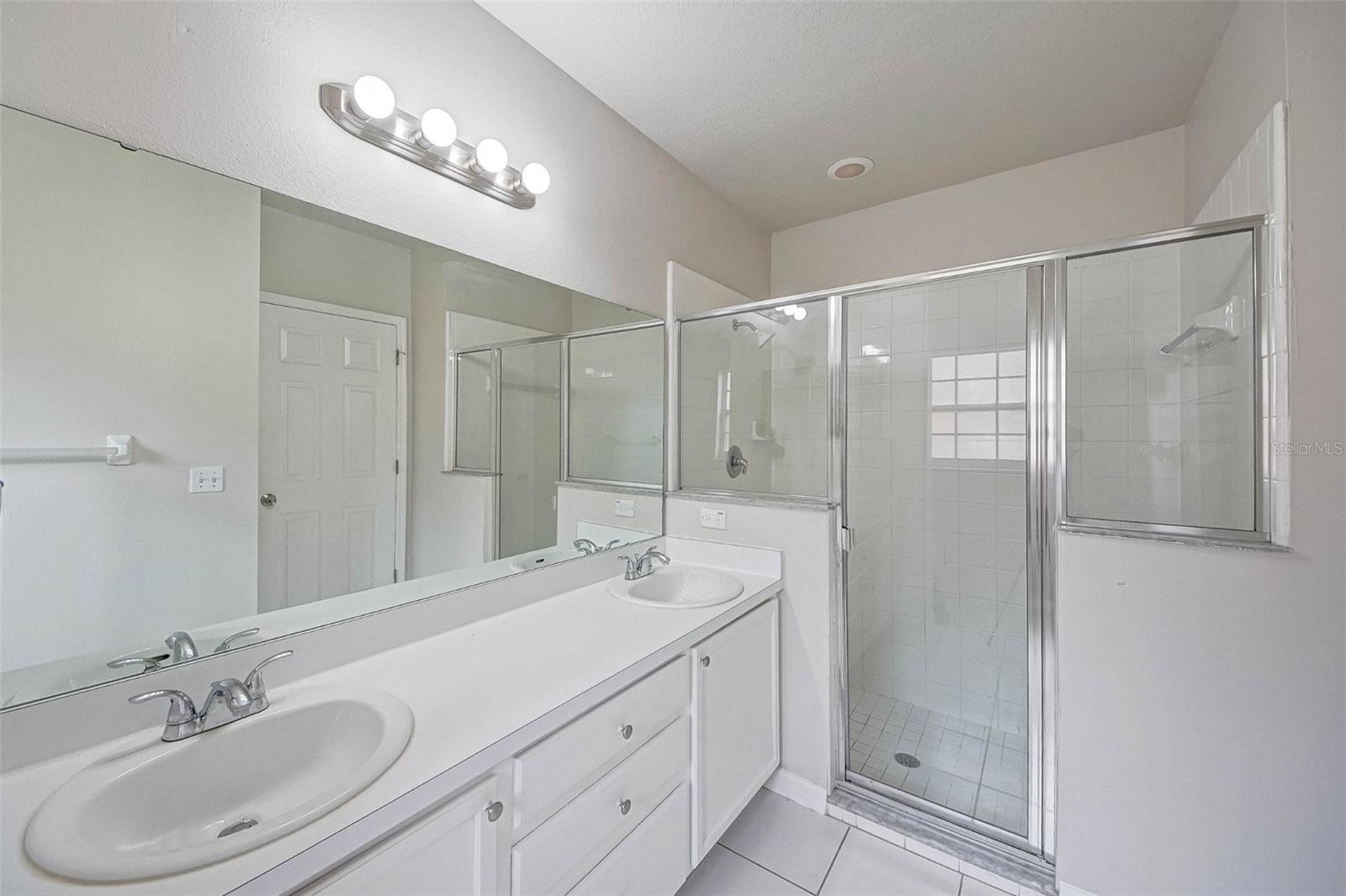 Image 29 of 51 For 7946 Golden Pond Circle