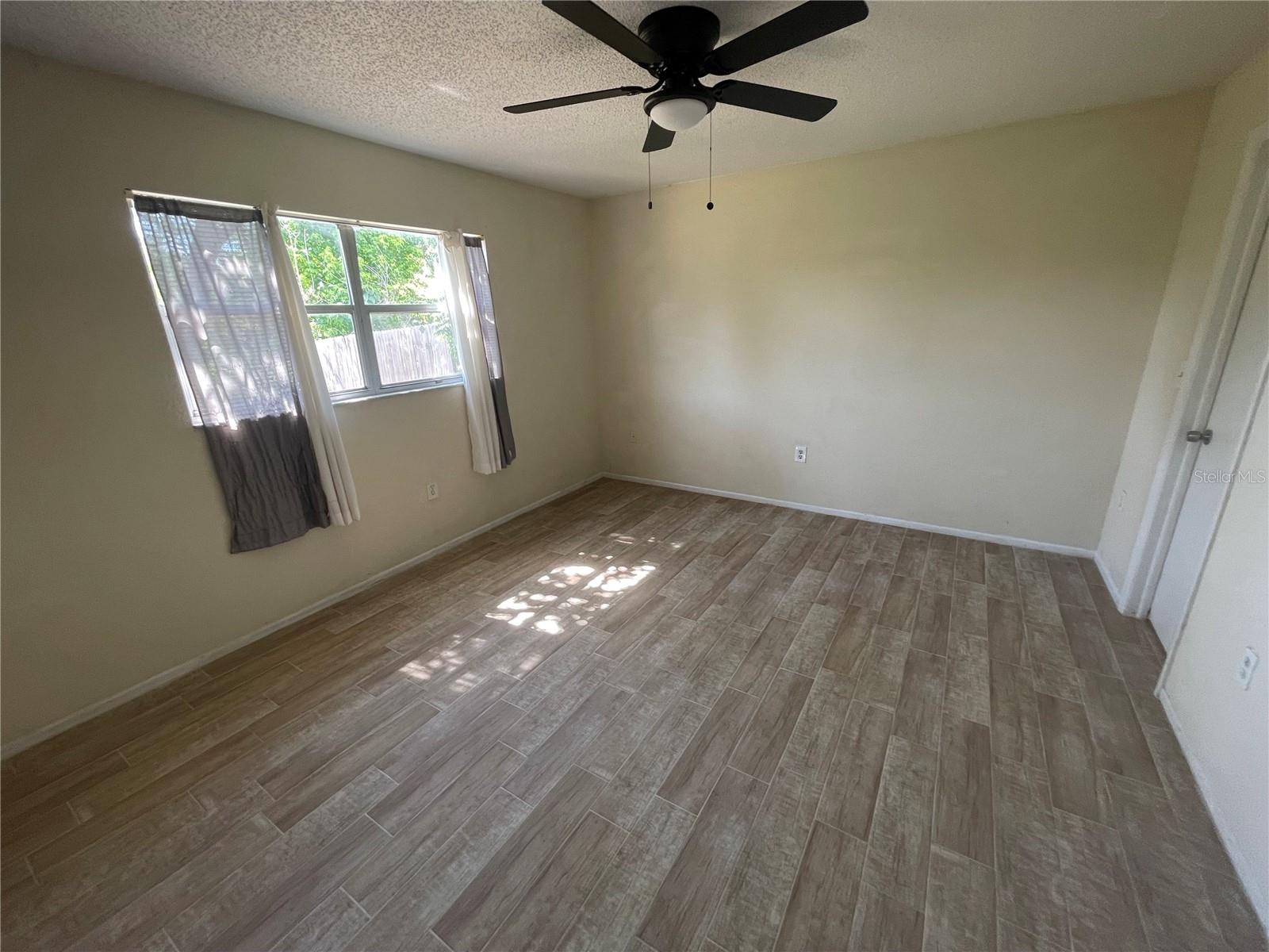 Image 17 of 19 For 12807 Kellywood Circle