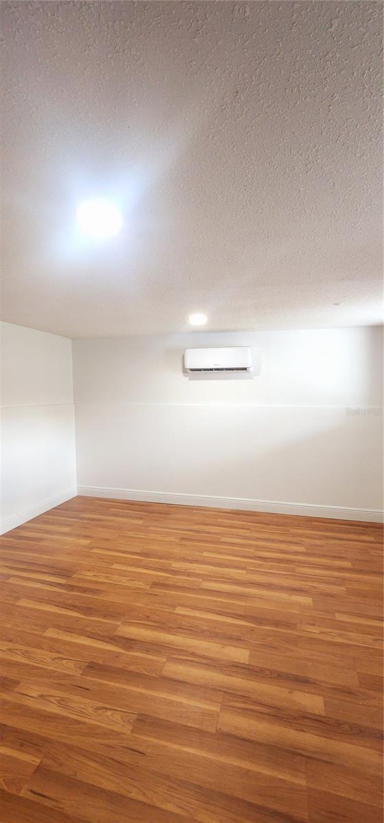 Image 4 of 10 For 9857 8th Avenue