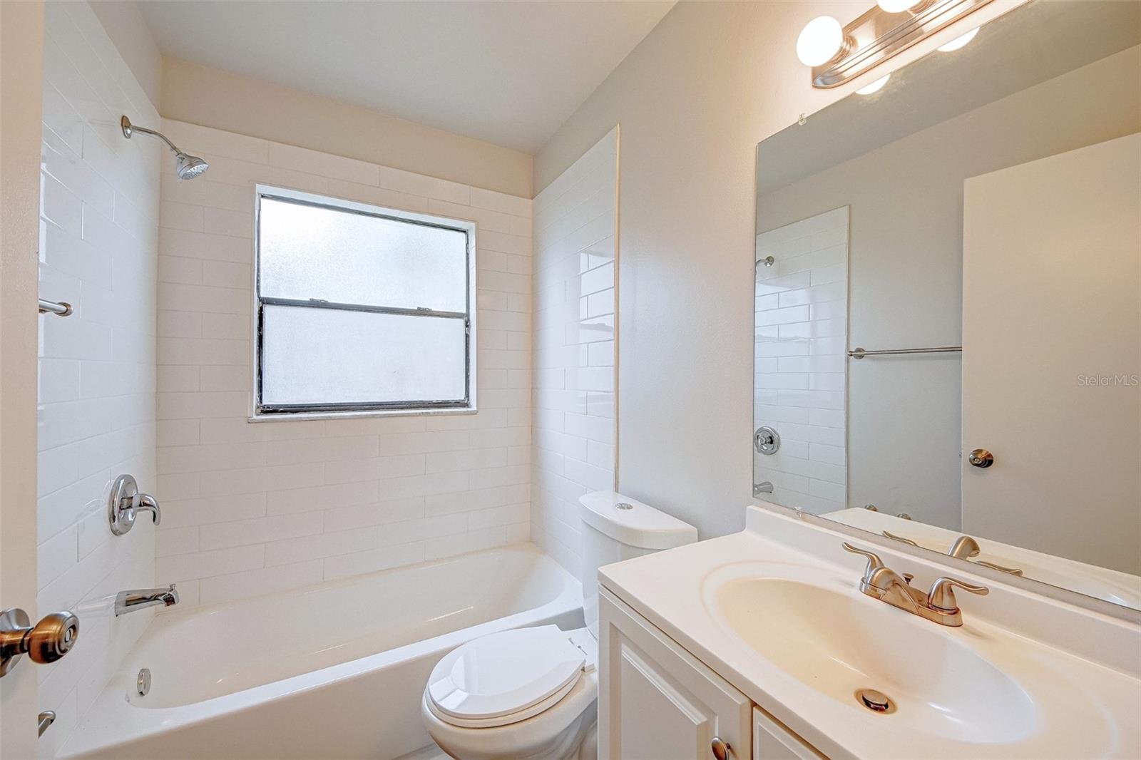 Image 24 of 34 For 1068 Brielle Court