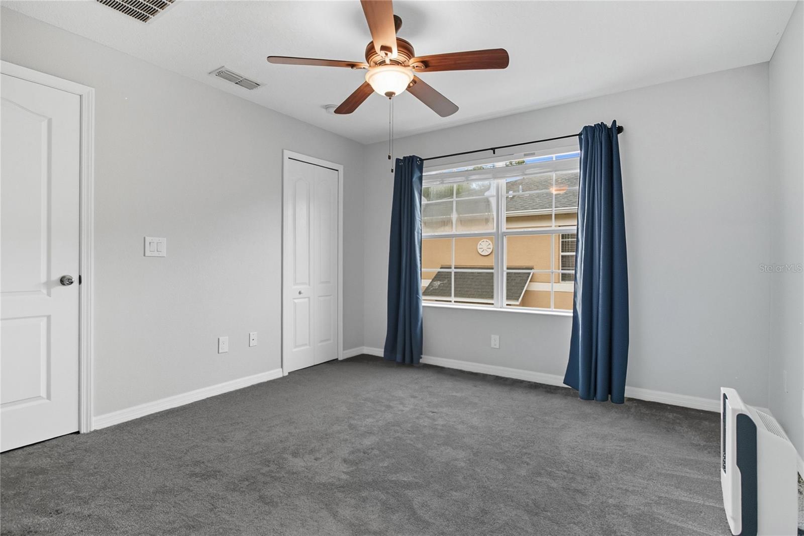 Image 16 of 24 For 278 Carina Circle