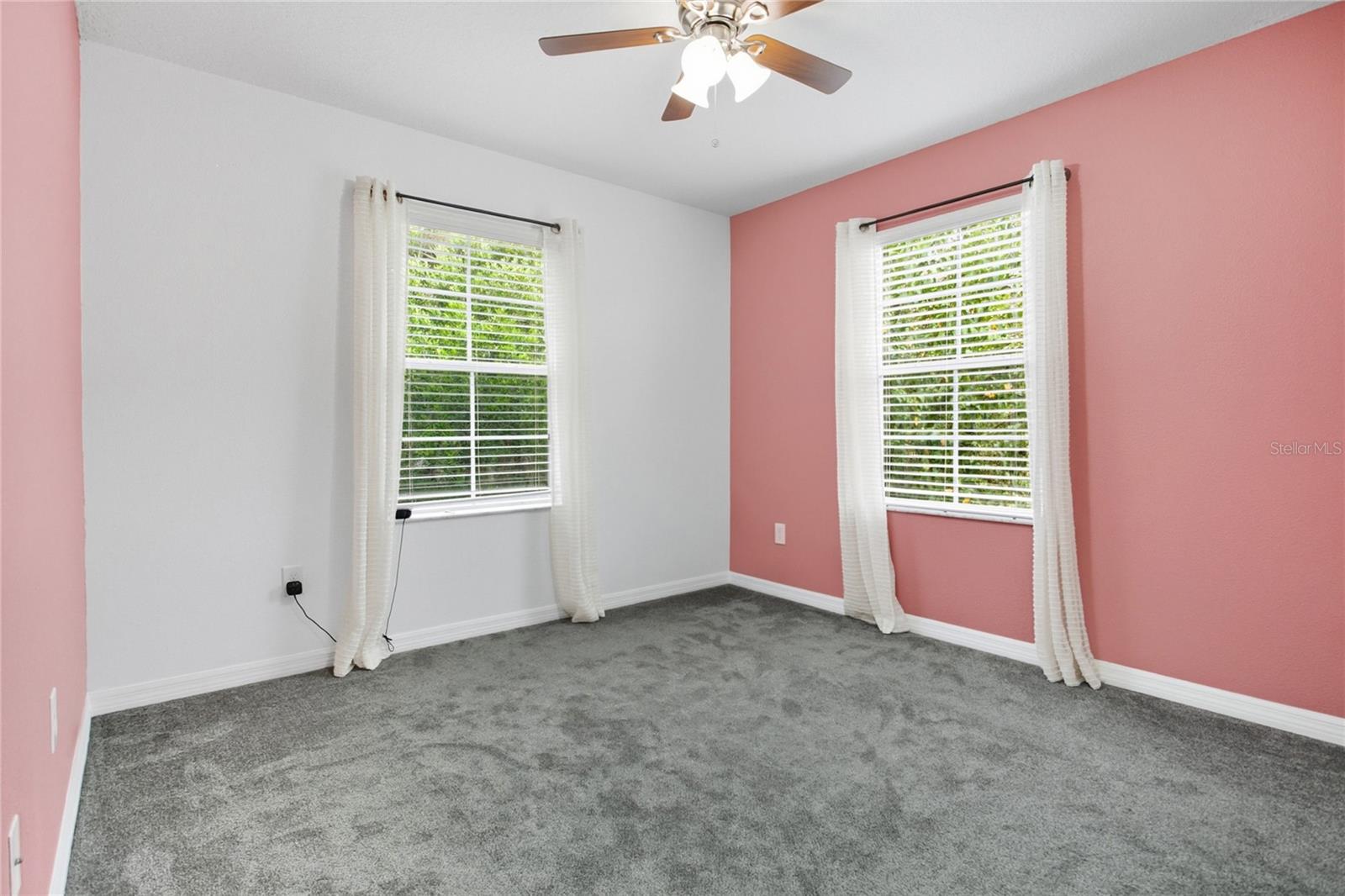 Image 19 of 24 For 278 Carina Circle