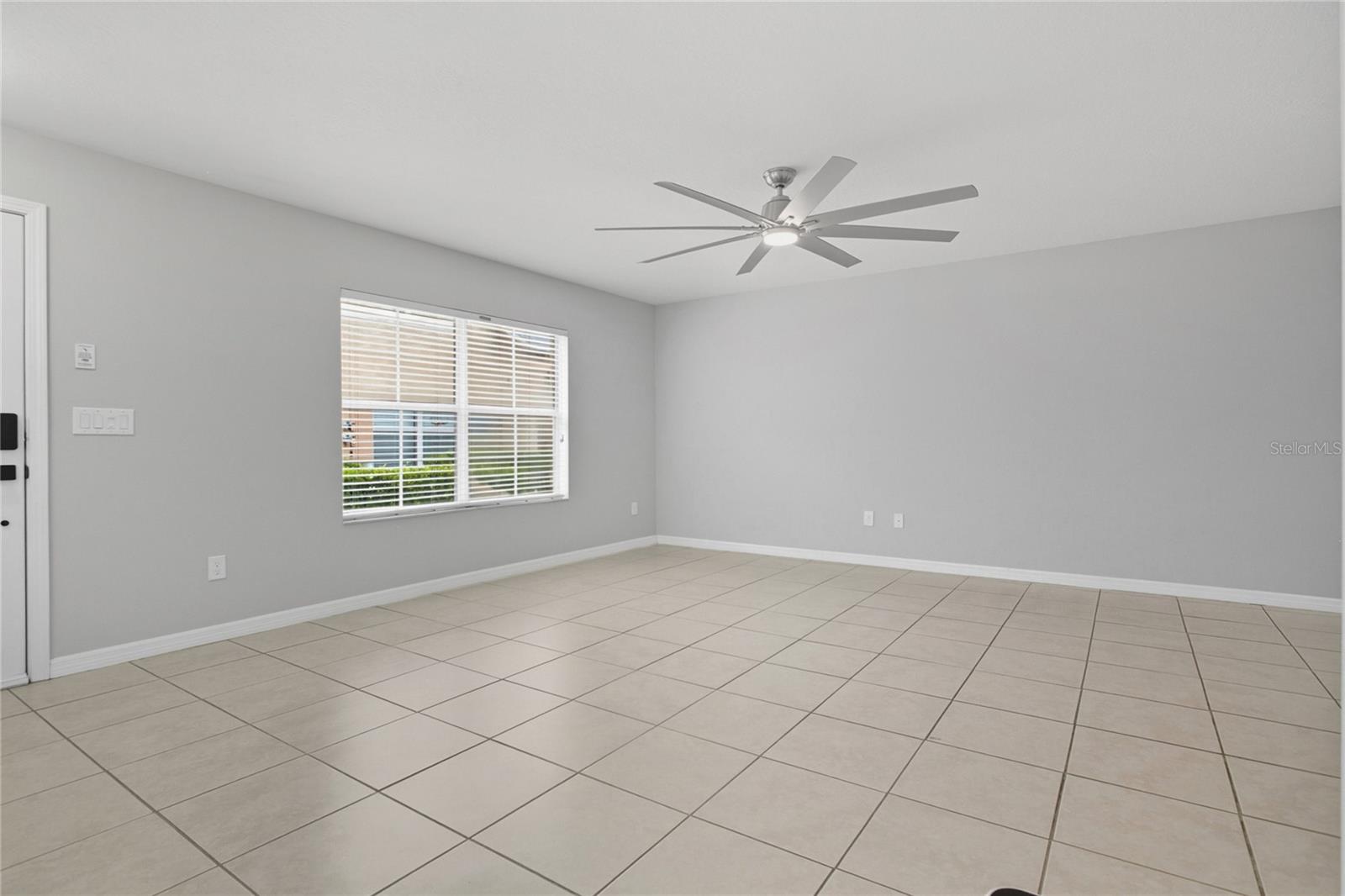 Image 7 of 24 For 278 Carina Circle