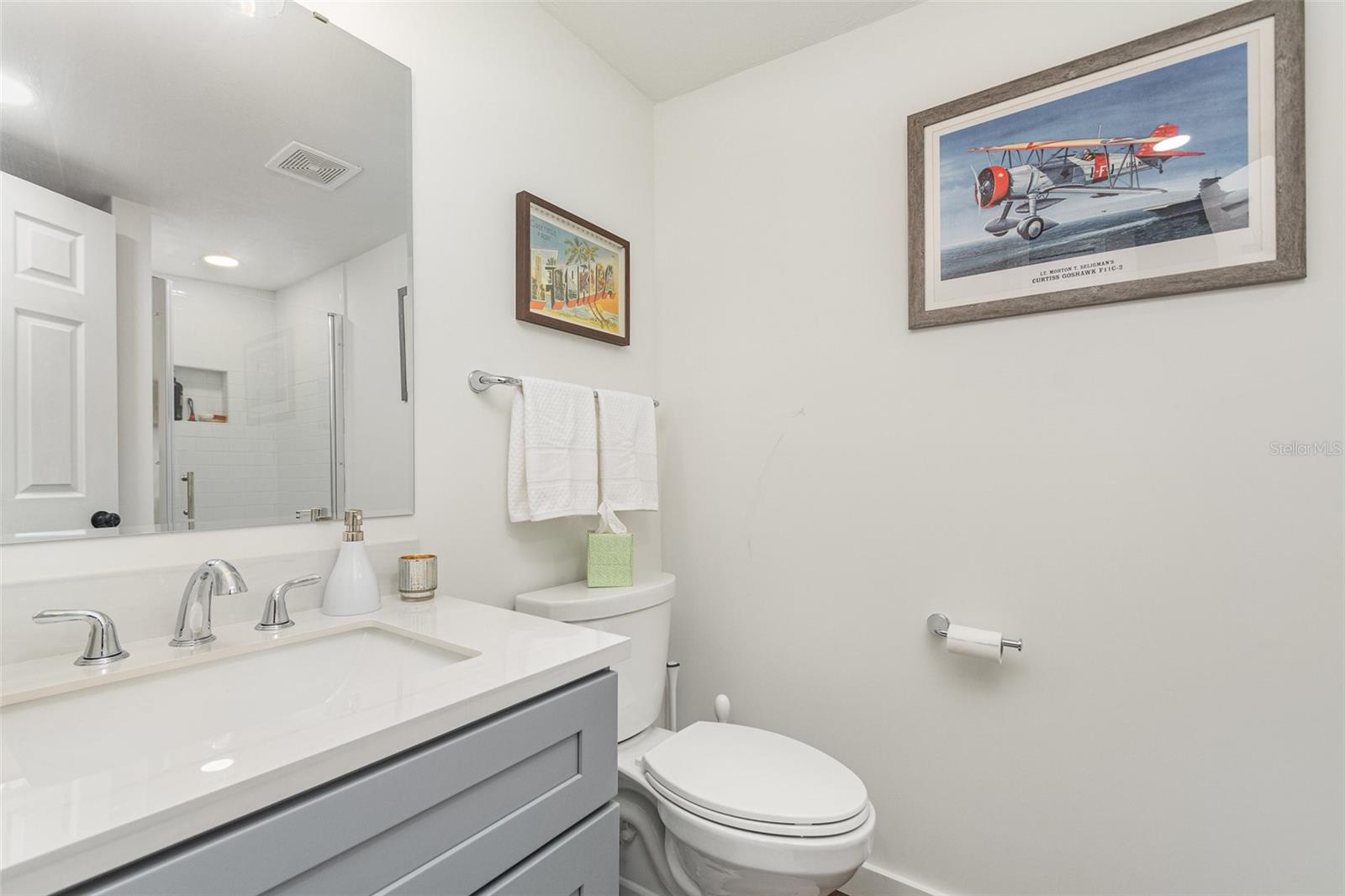 Image 16 of 25 For 832 Palmetto Avenue