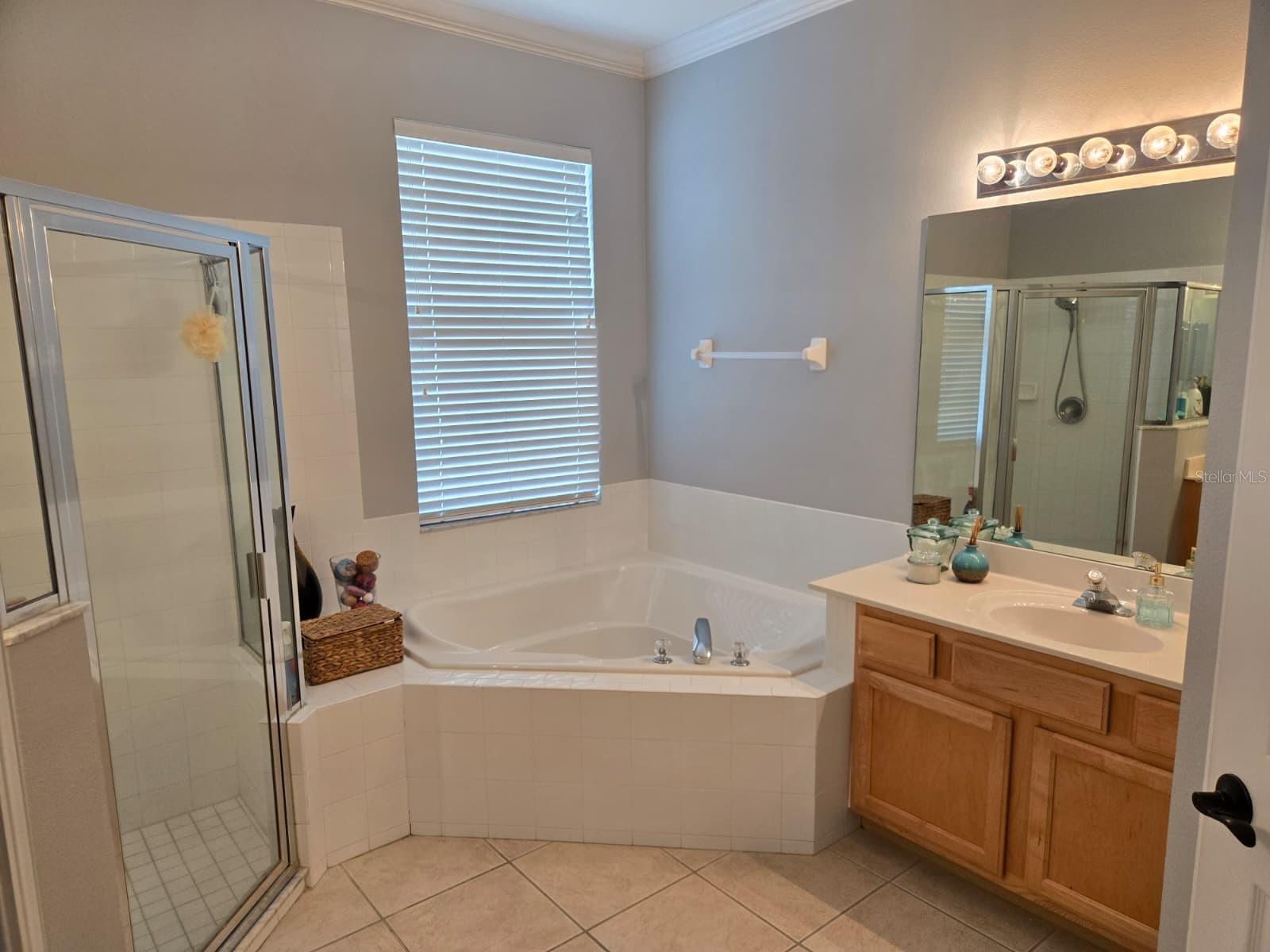 Image 10 of 21 For 4668 Redmond Place