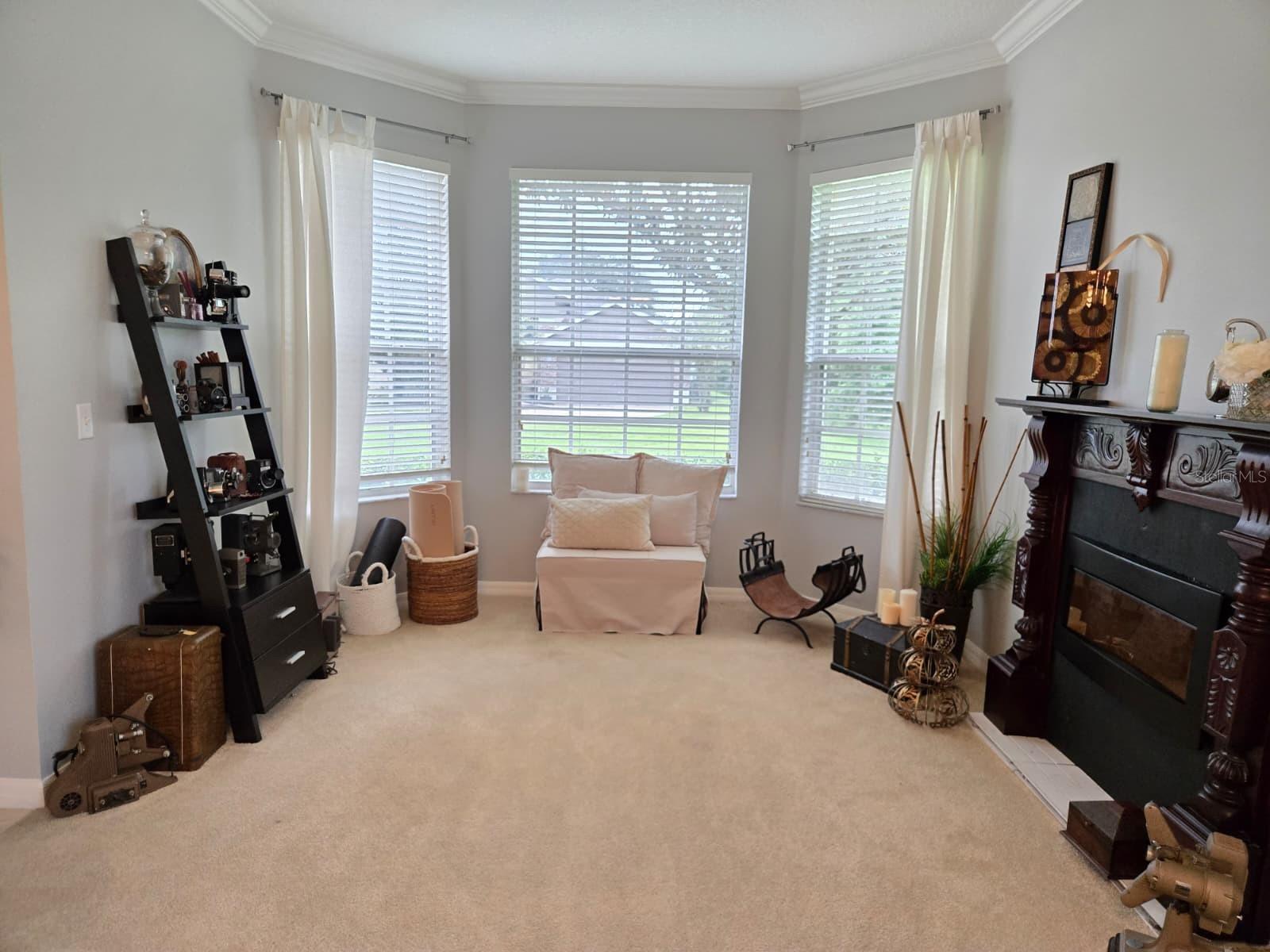Image 13 of 21 For 4668 Redmond Place