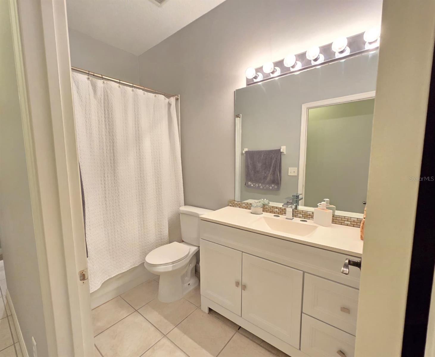 Image 18 of 21 For 4668 Redmond Place