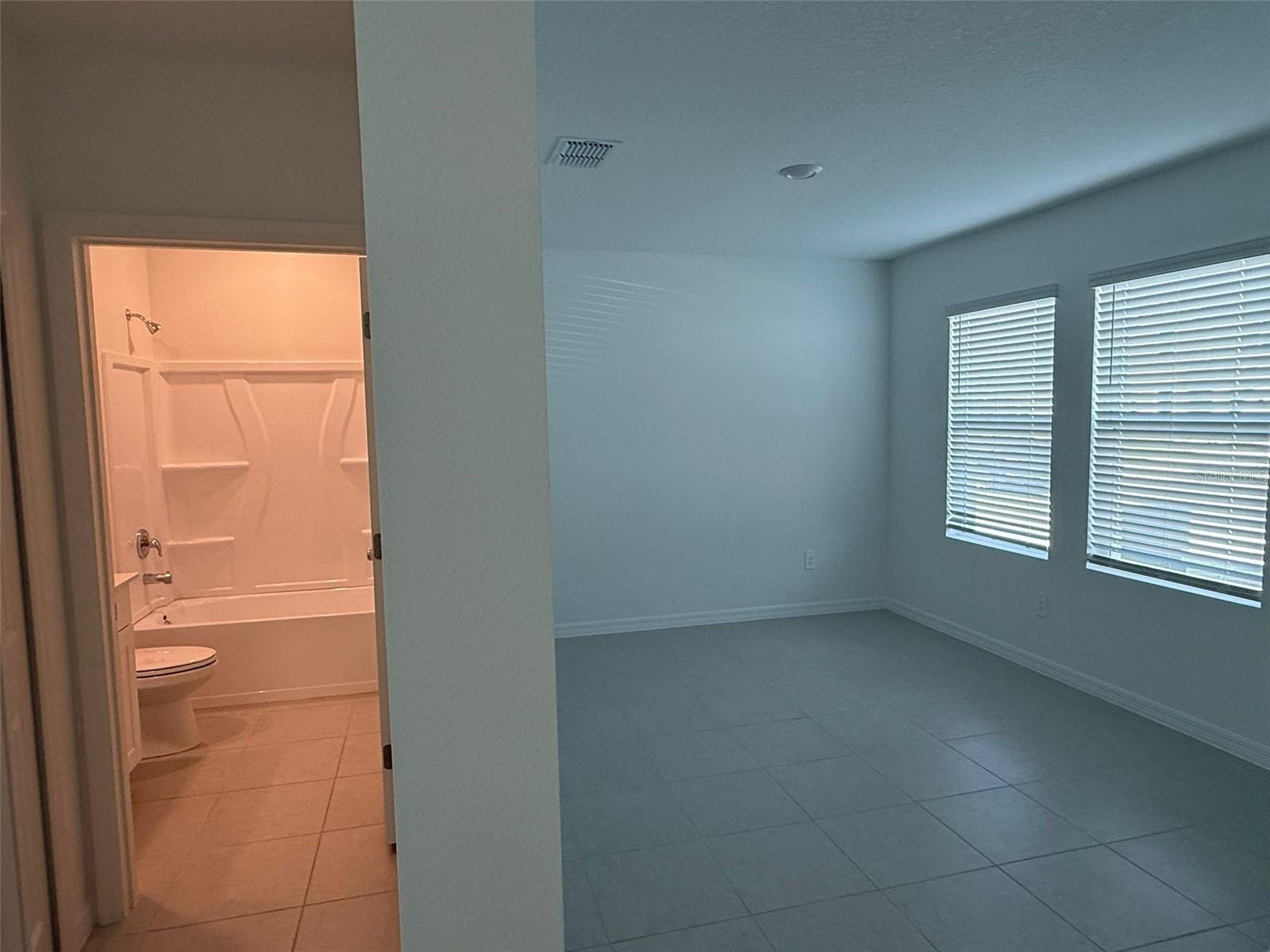 Image 11 of 28 For 12033 Brae Way