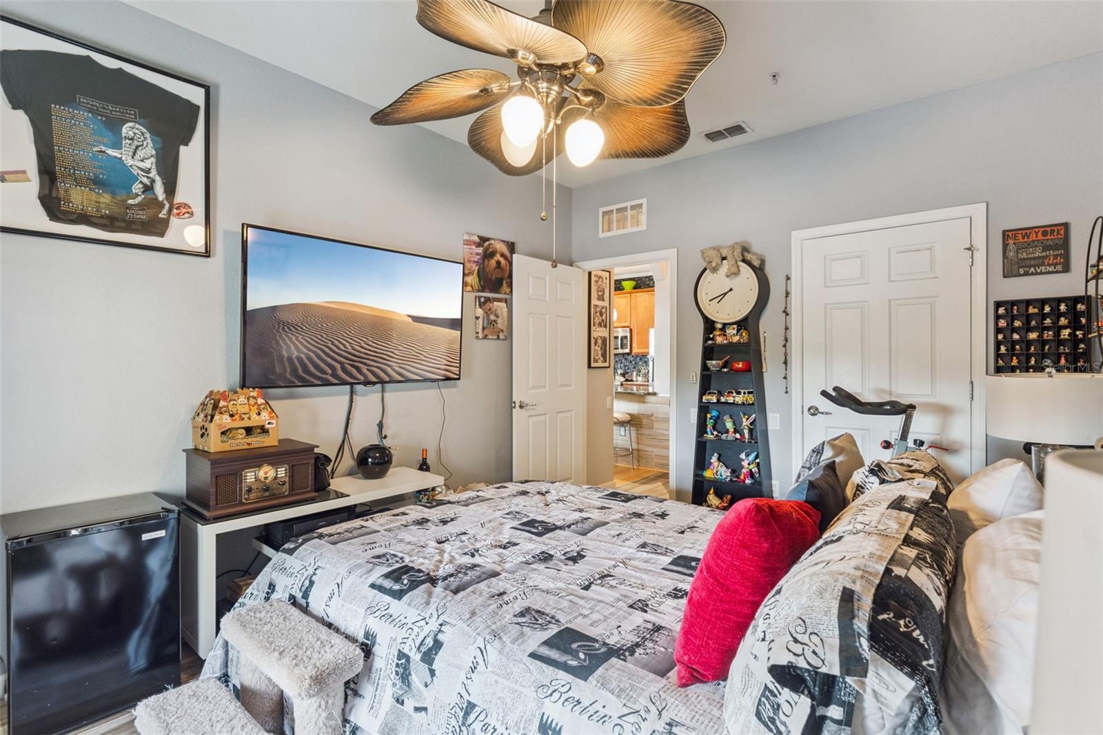 Image 9 of 33 For 3338 Robert Trent Jones Drive 307