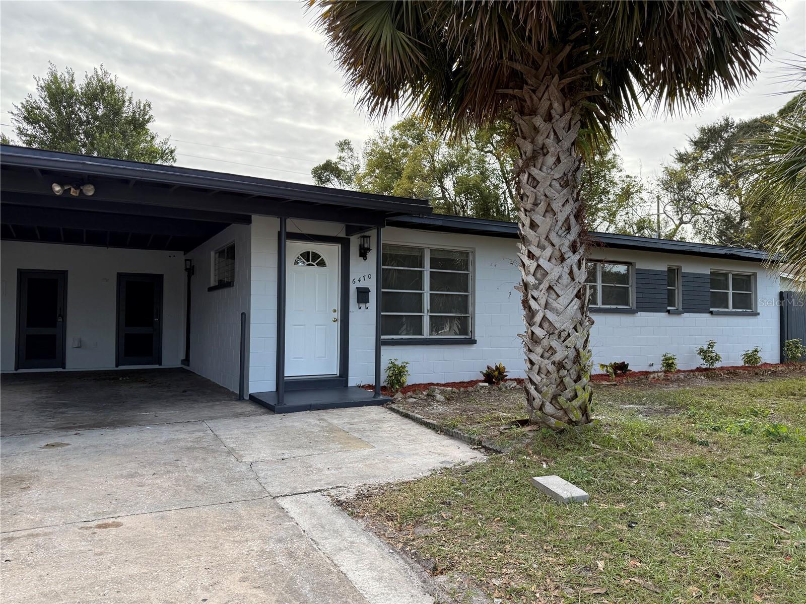 Image 4 of 35 For 6470 Savannah Place