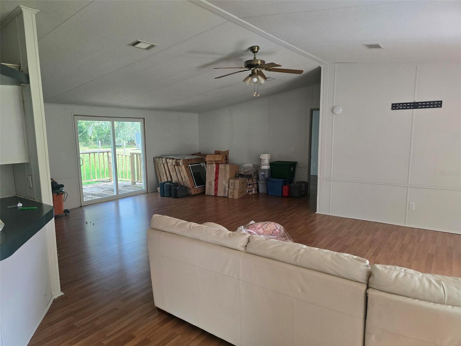 Image 10 of 10 For 15425 Trousdale Street