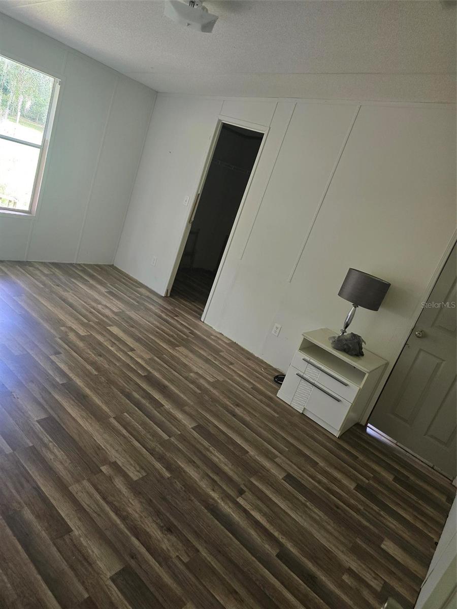 Image 8 of 10 For 15425 Trousdale Street