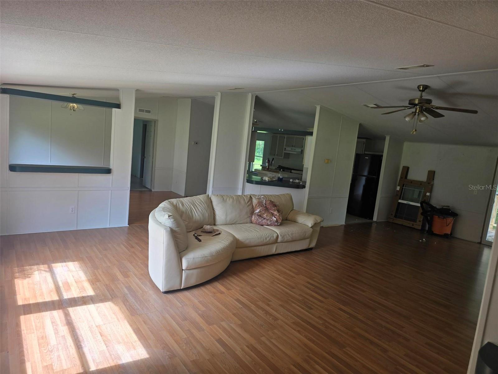 Image 9 of 10 For 15425 Trousdale Street