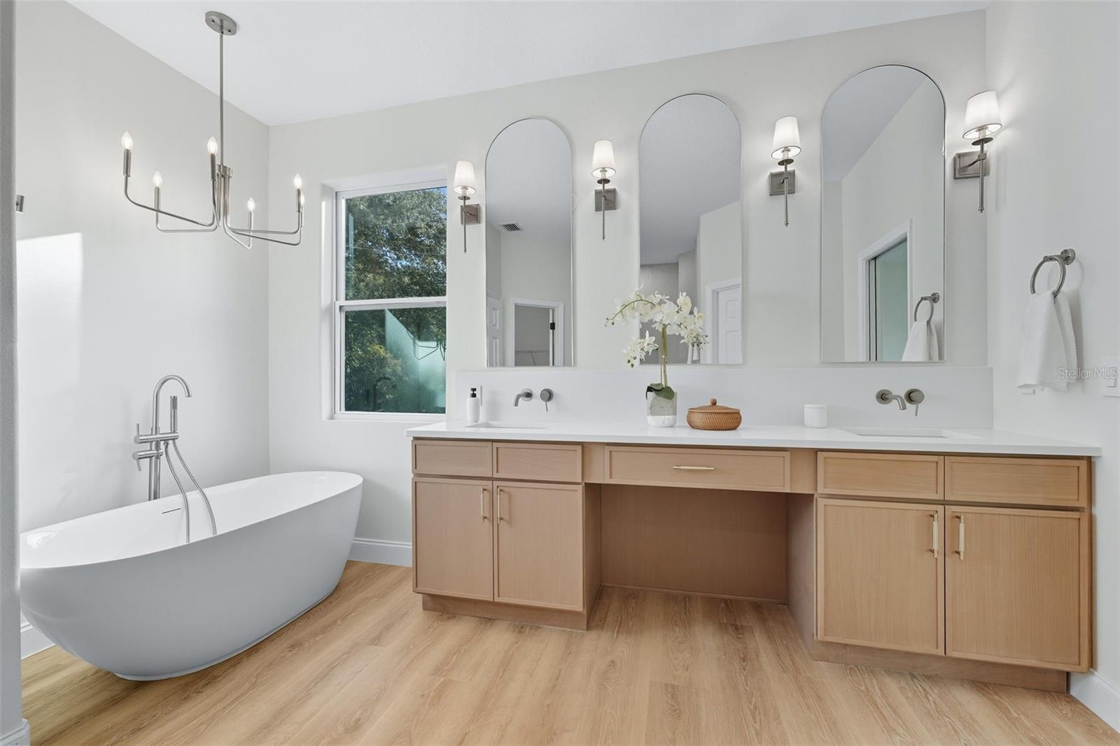 Image 17 of 28 For 19320 Oberly Parkway