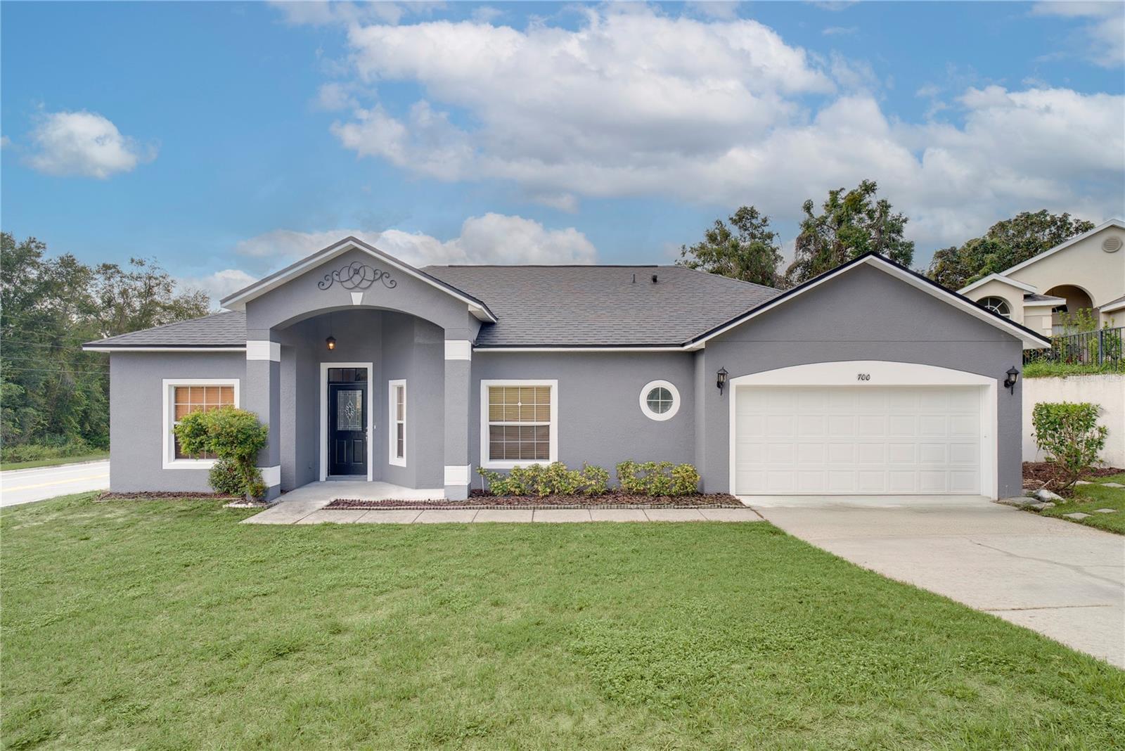 Details for 700 Lake Francis Drive, APOPKA, FL 32712
