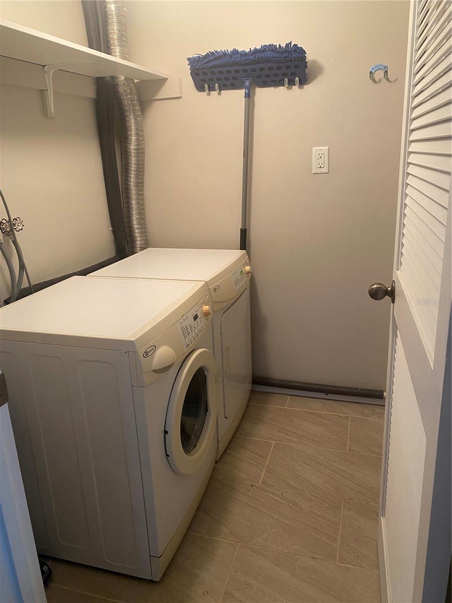 Image 19 of 38 For 4400 Castlepalm Road