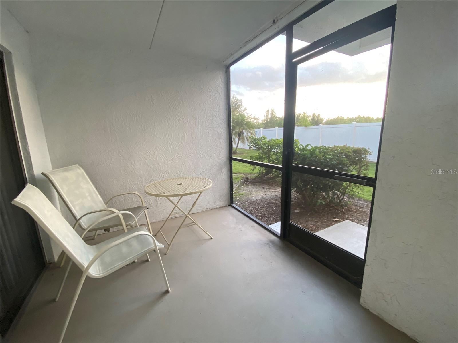 Image 23 of 38 For 4400 Castlepalm Road