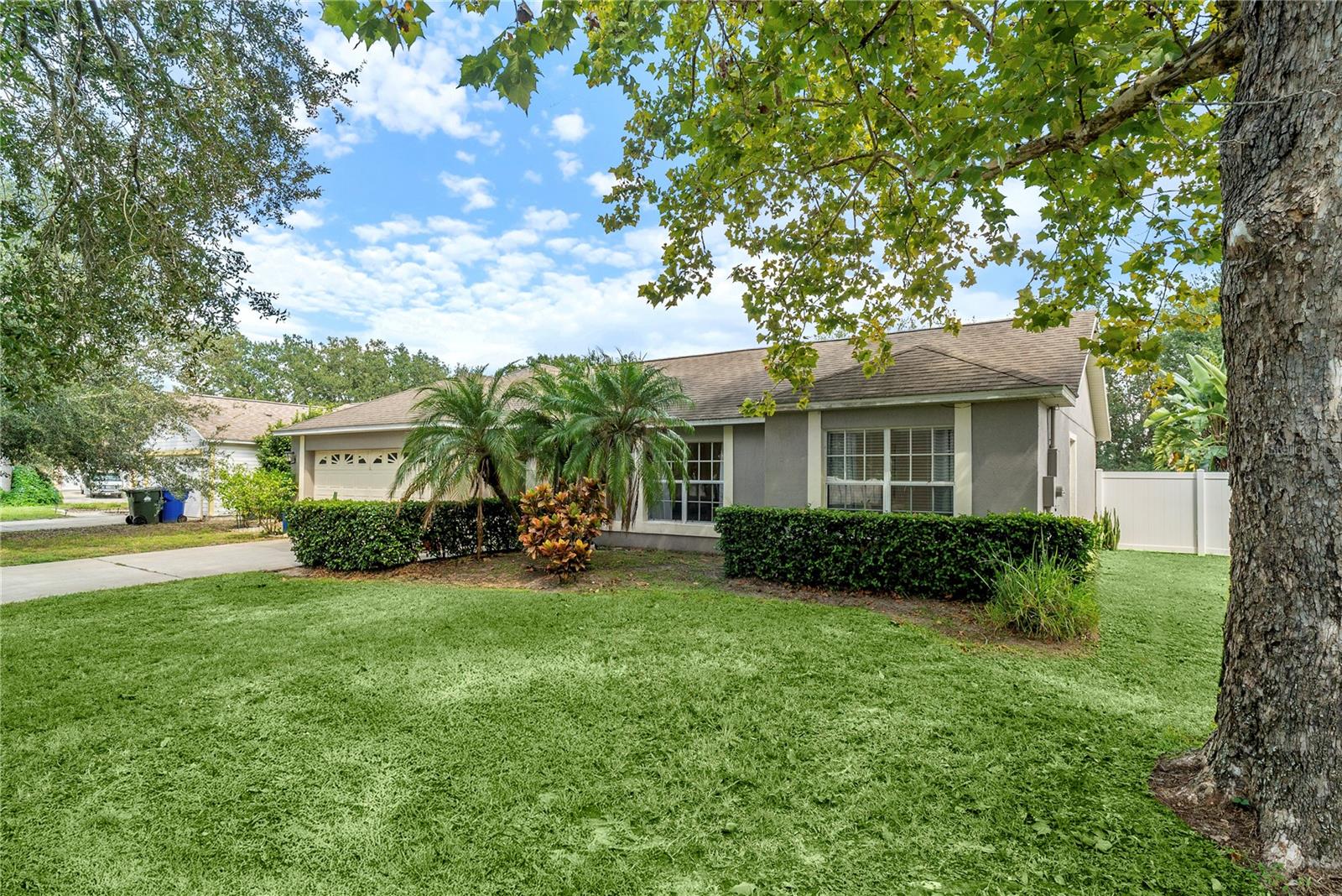 Image 3 of 28 For 2663 Greywall Avenue