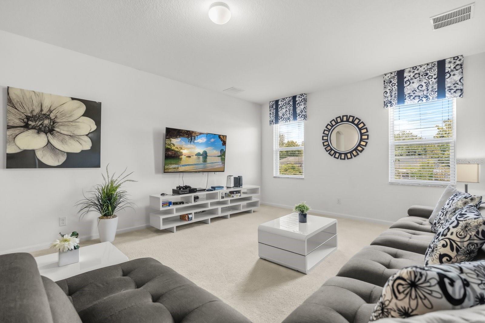 Image 14 of 55 For 5192 Oakbourne Avenue