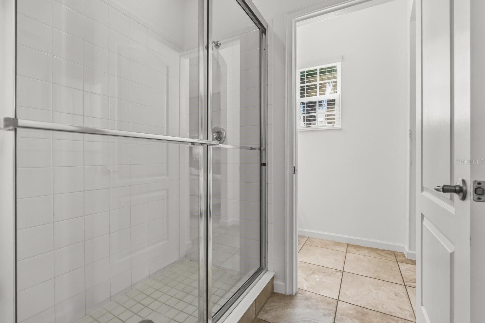 Image 20 of 55 For 5192 Oakbourne Avenue